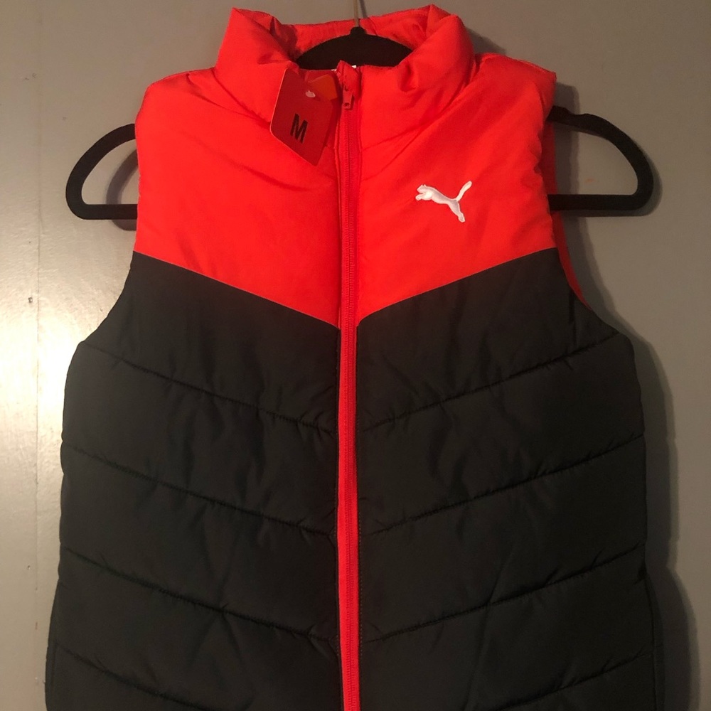 NWT Boys/Youth Medium 10-12 PUMA Puffer Vest Jacket Coat Red and Black
